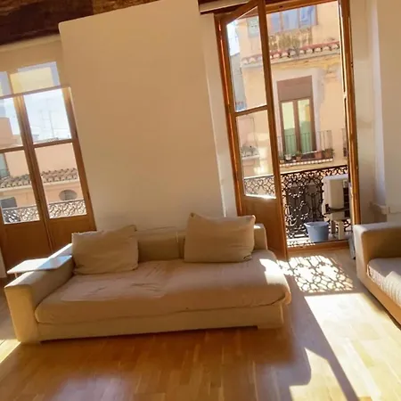 Daire Bright, Charming,in The Historic Center